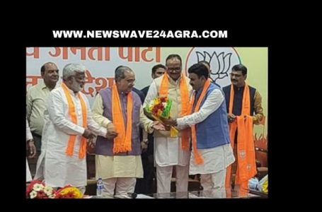 Big blow to SP in Agra - Former MLA Madhusudan Sharma joined BJP